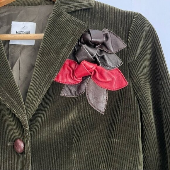 Moschino Cheap and Chic Olive Green Corduroy with Leather Bow Accent Blazer US 8 - Picture 9 of 9